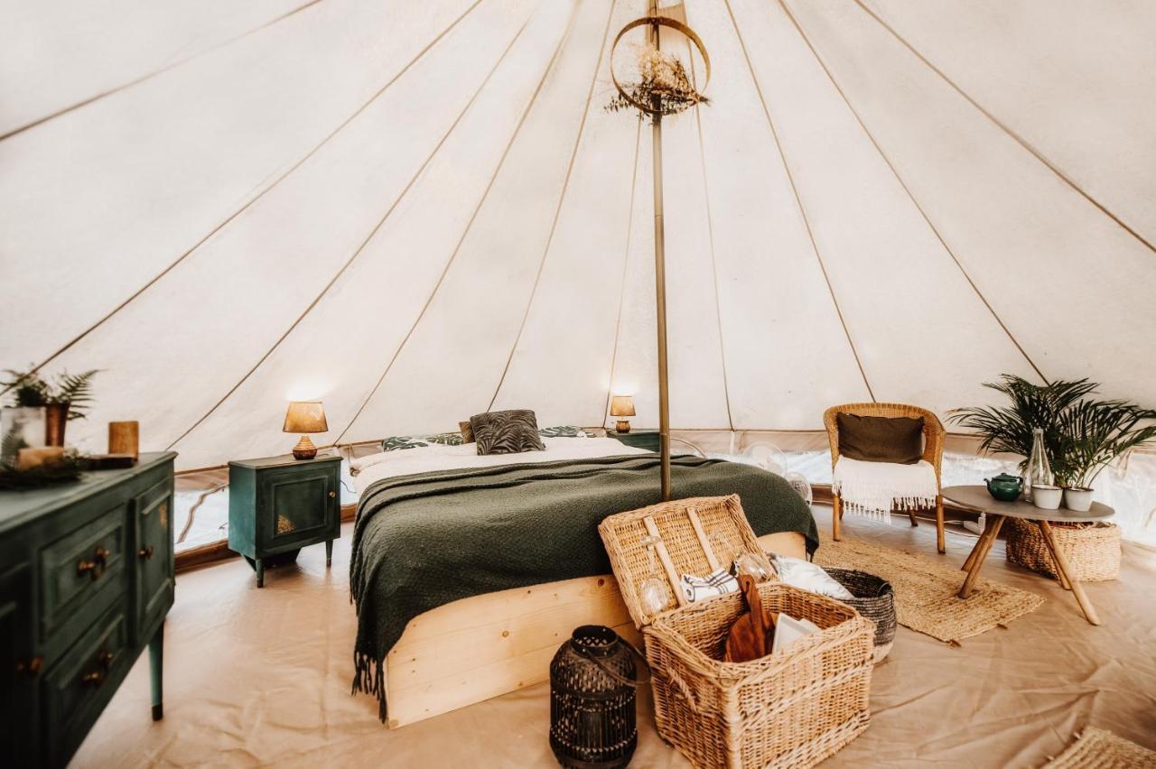 Отель Hoopoe Glamping Вирпазар Экстерьер фото