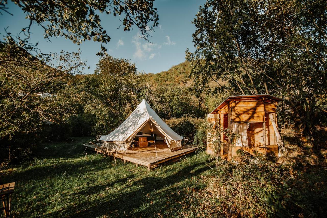 Отель Hoopoe Glamping Вирпазар Экстерьер фото