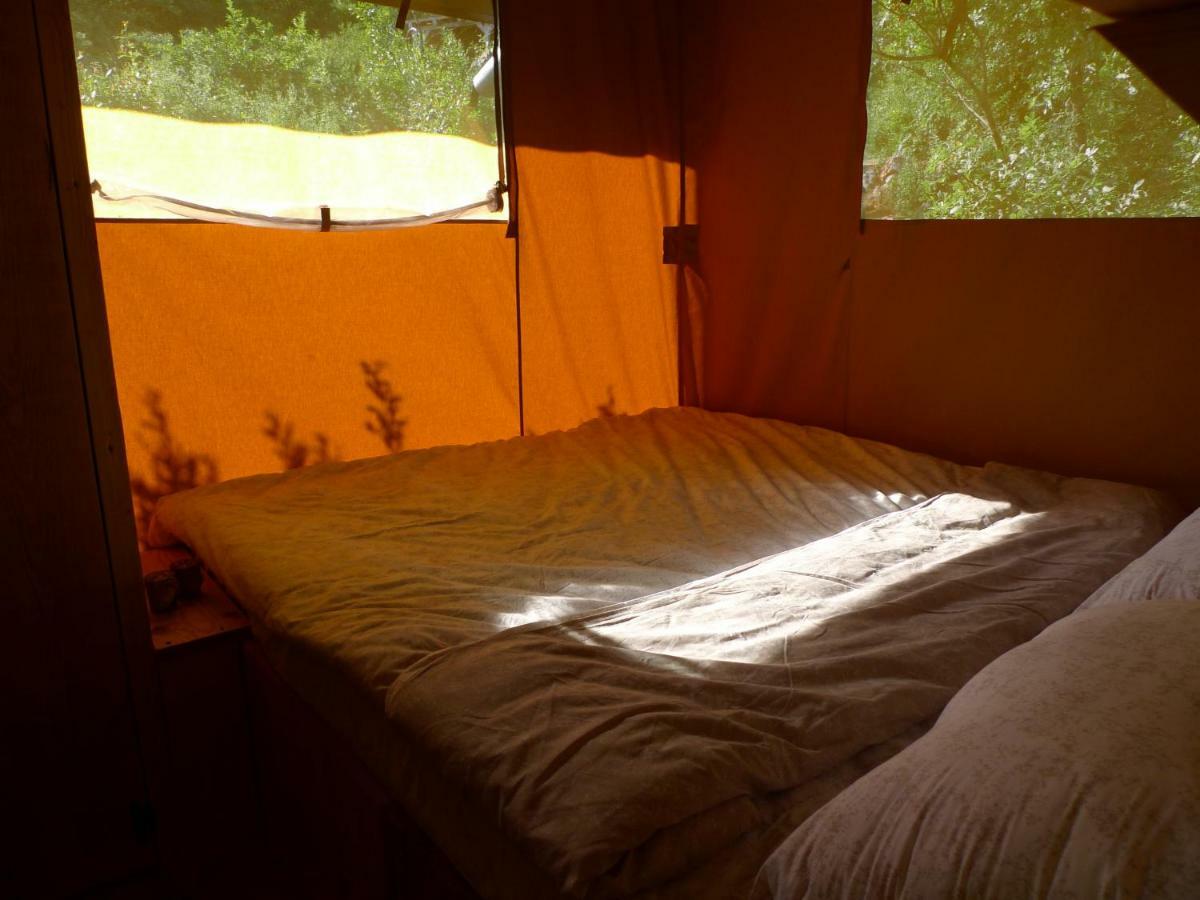 Отель Hoopoe Glamping Вирпазар Экстерьер фото