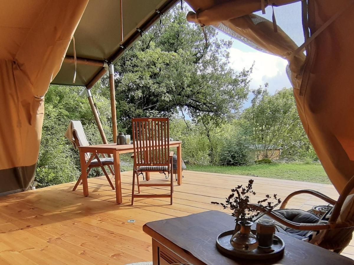 Отель Hoopoe Glamping Вирпазар Экстерьер фото